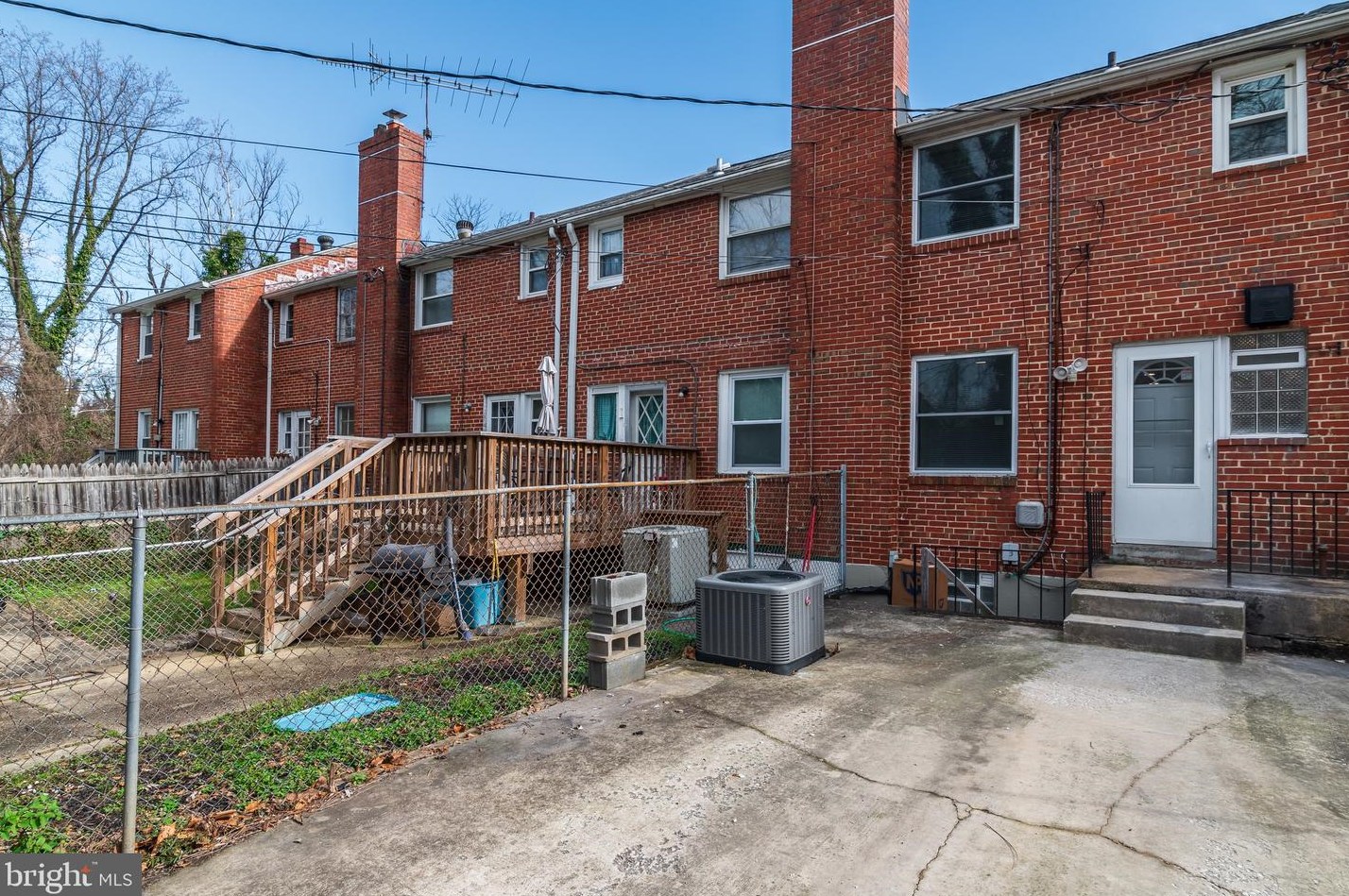 3374 Dulany St, Baltimore MD  21229-4601 exterior