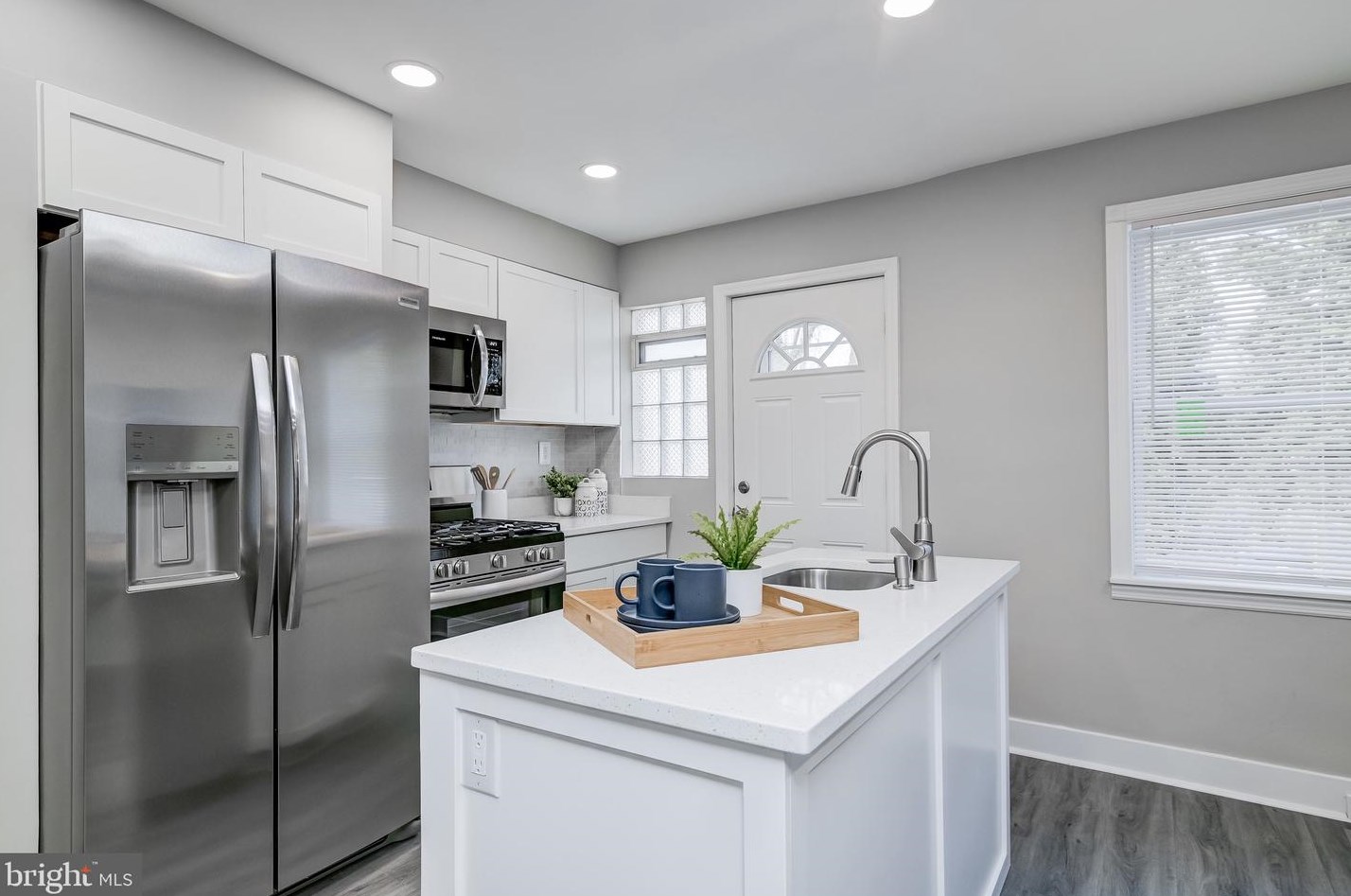 3374 Dulany St, Baltimore MD  21229-4601 exterior