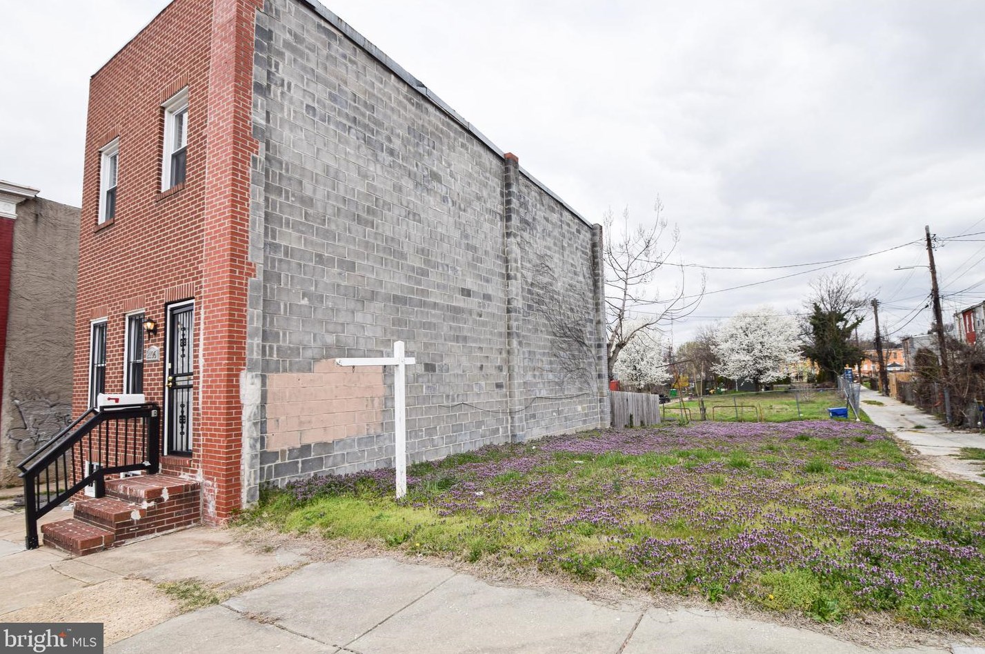 2106 Lafayette Ave, Baltimore MD  21213-2532 exterior