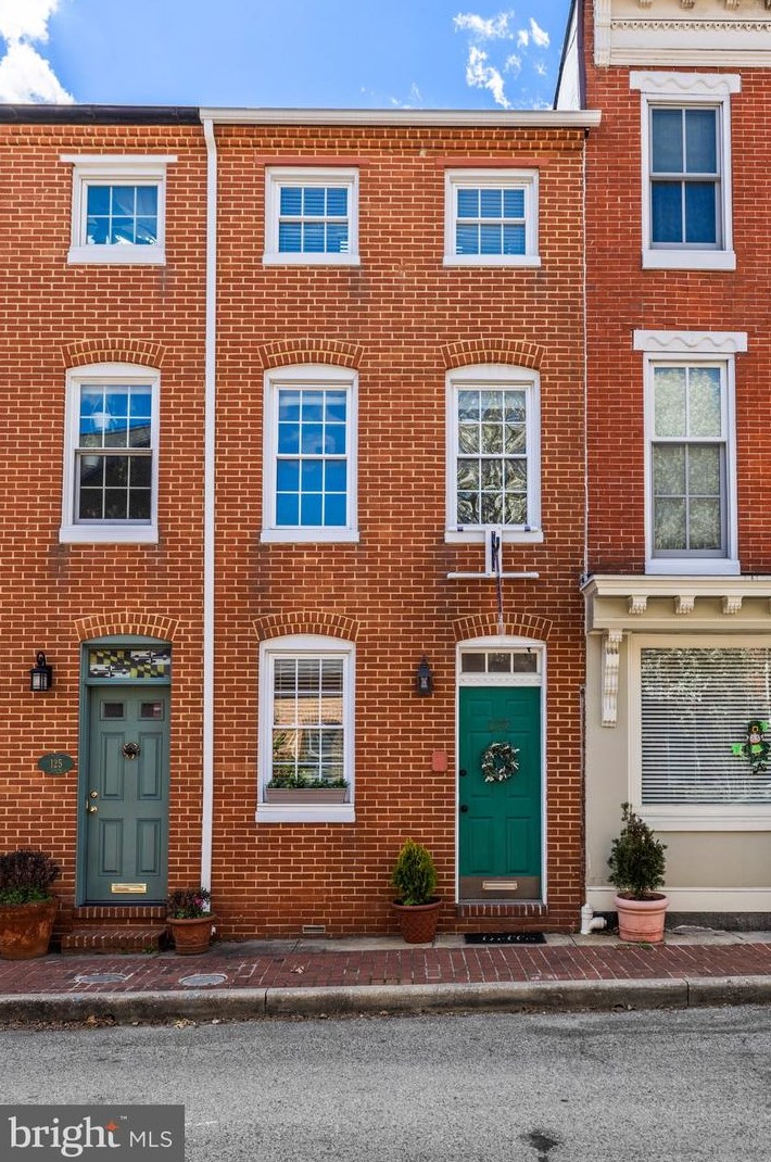 127 Montgomery St, Baltimore MD  21230-3629 exterior