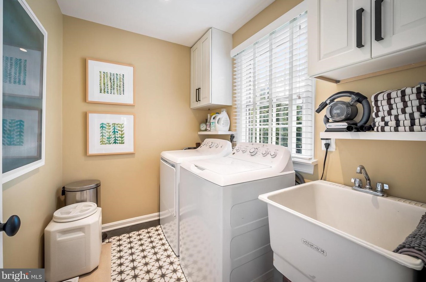 5703 Ainsley Garth, Baltimore MD  21212-2448 exterior