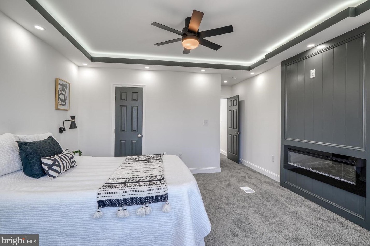 1645 Ruxton Ave, Baltimore MD  21216-3216 exterior