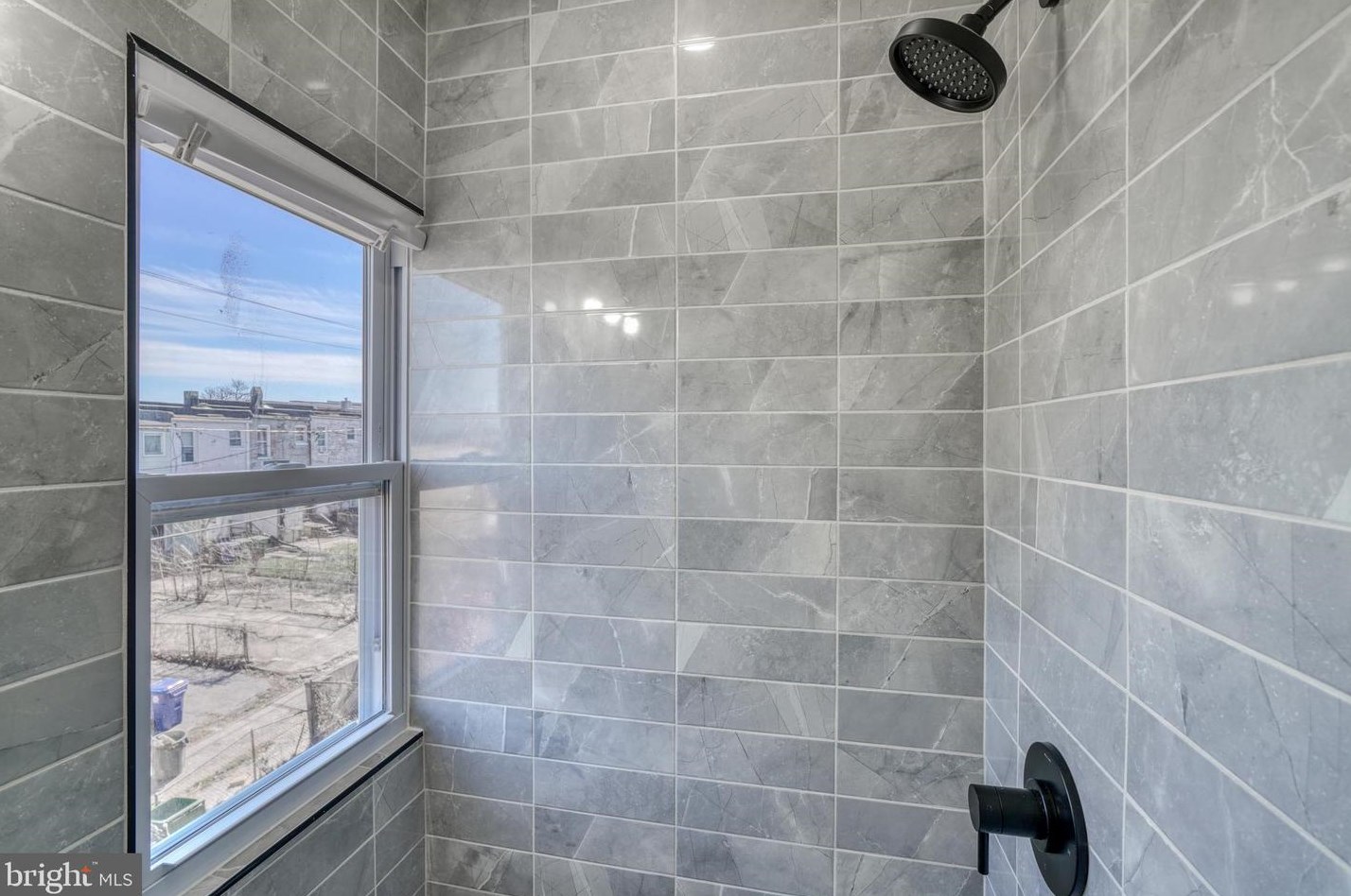 1645 Ruxton Ave, Baltimore MD  21216-3216 exterior