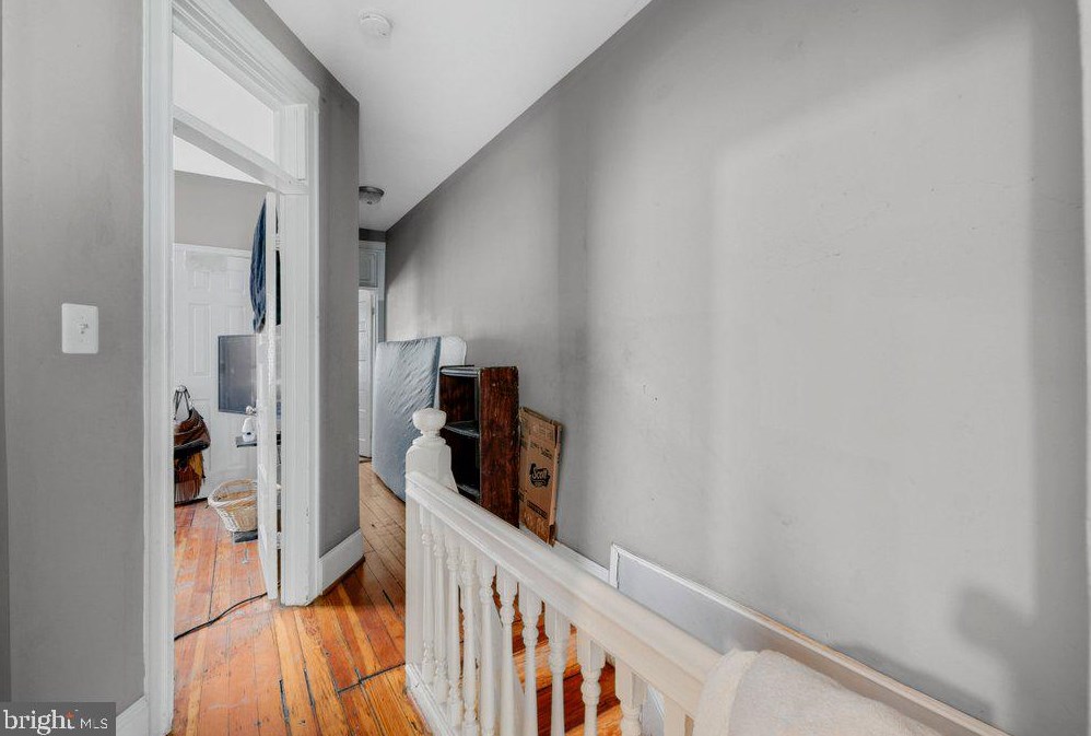 2709 Howard St, Baltimore MD  21218-4310 exterior
