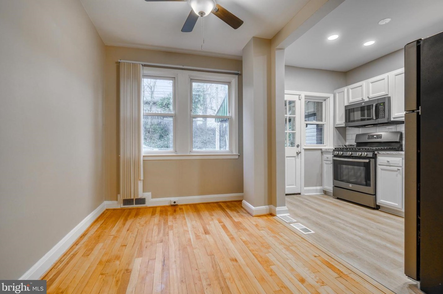 4703 Midwood Ave, Baltimore MD 21212-4029 exterior