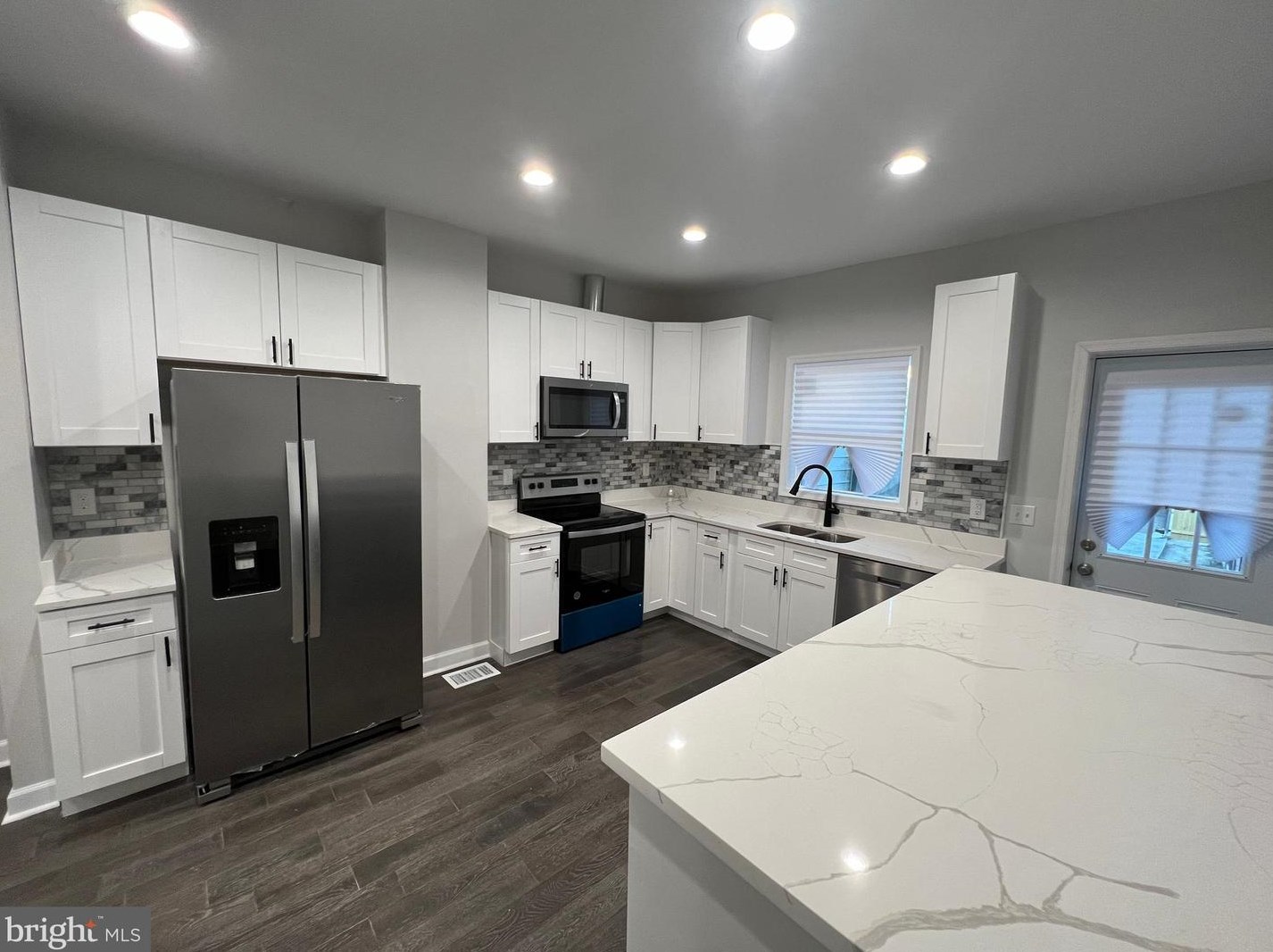 15 Ellwood Ave, Baltimore MD  21224-1306 exterior