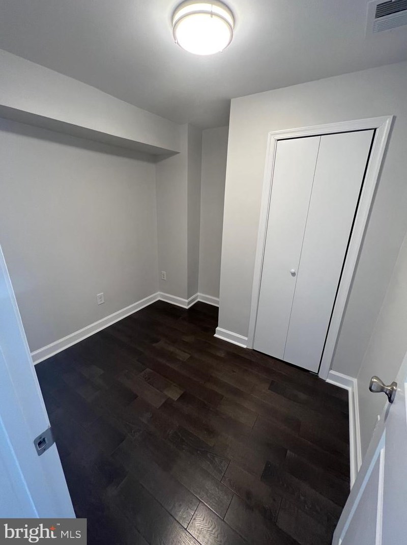 15 Ellwood Ave, Baltimore MD  21224-1306 exterior