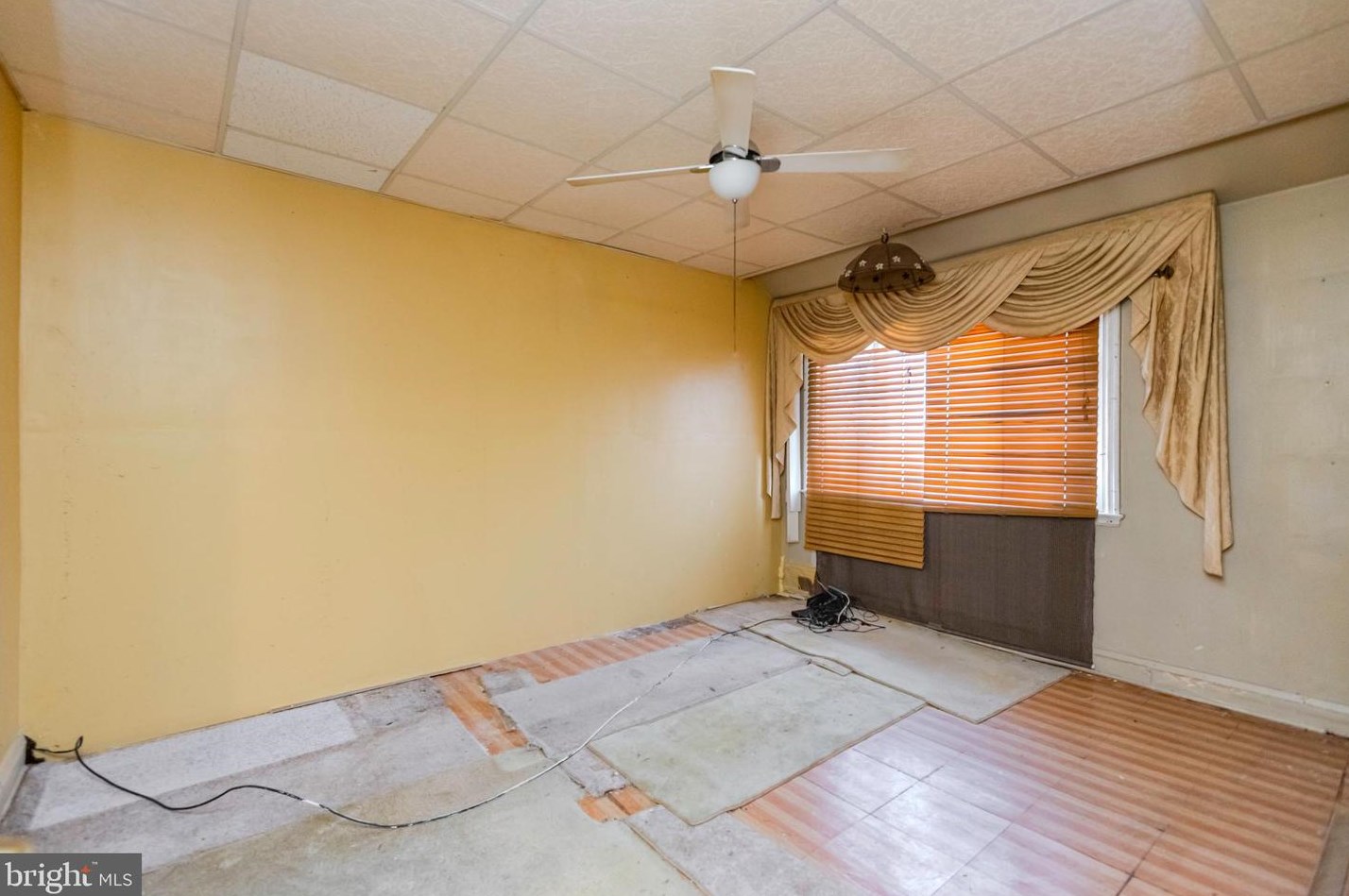 1551 Stonewood Rd, Baltimore MD  21239-3902 exterior