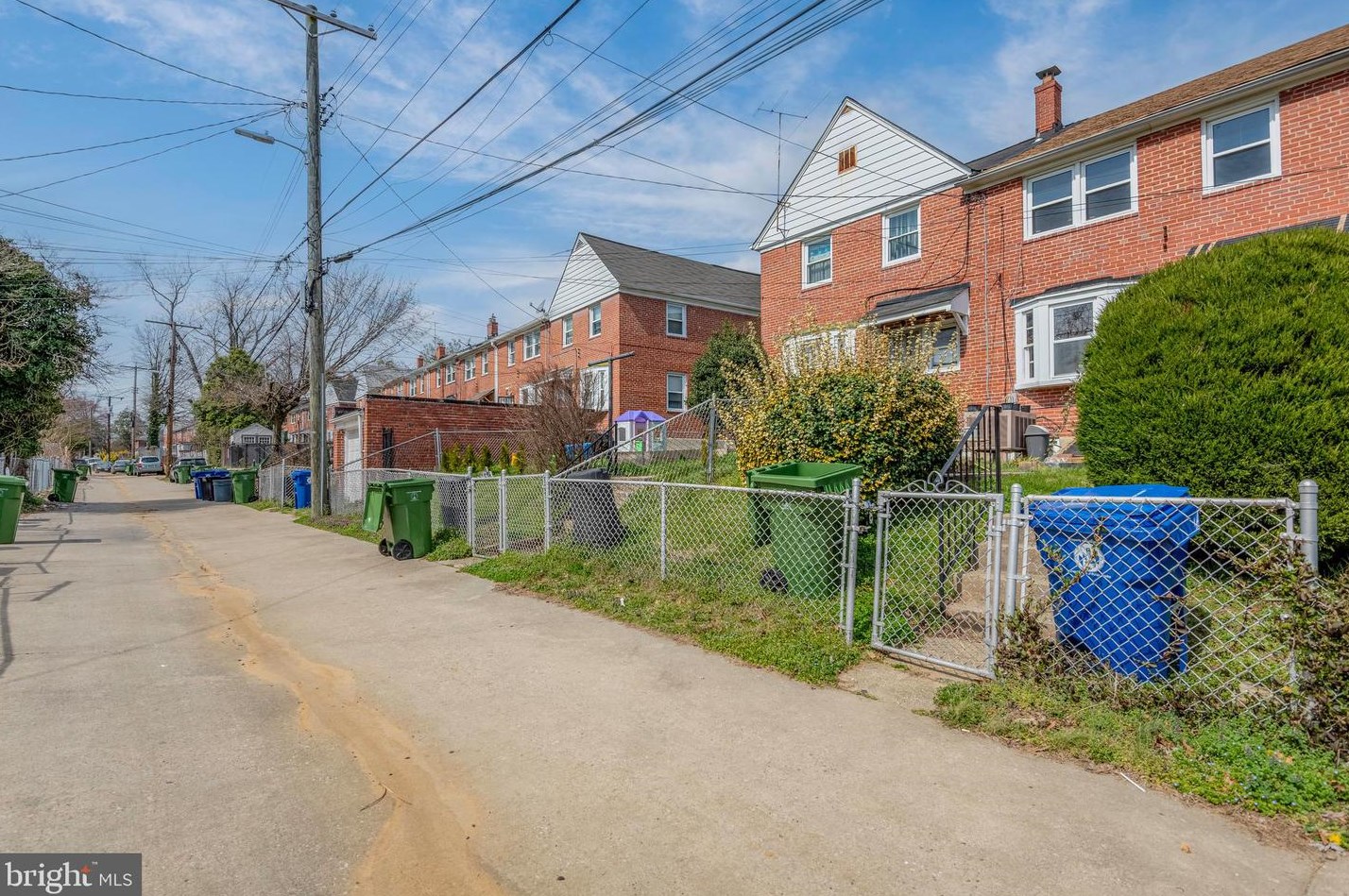 1551 Stonewood Rd, Baltimore MD  21239-3902 exterior