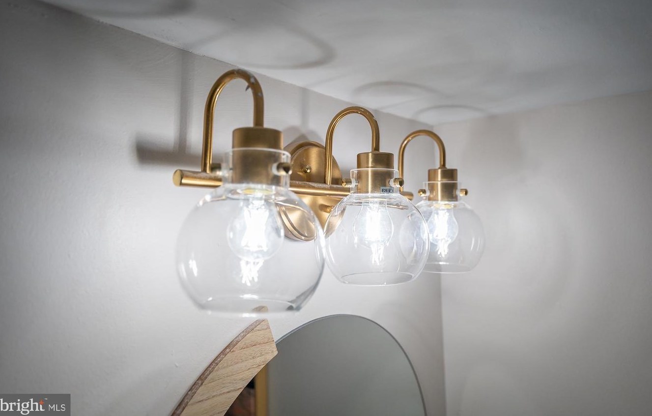 5949 Lillyan Ave, Baltimore MD  21206-2415 exterior