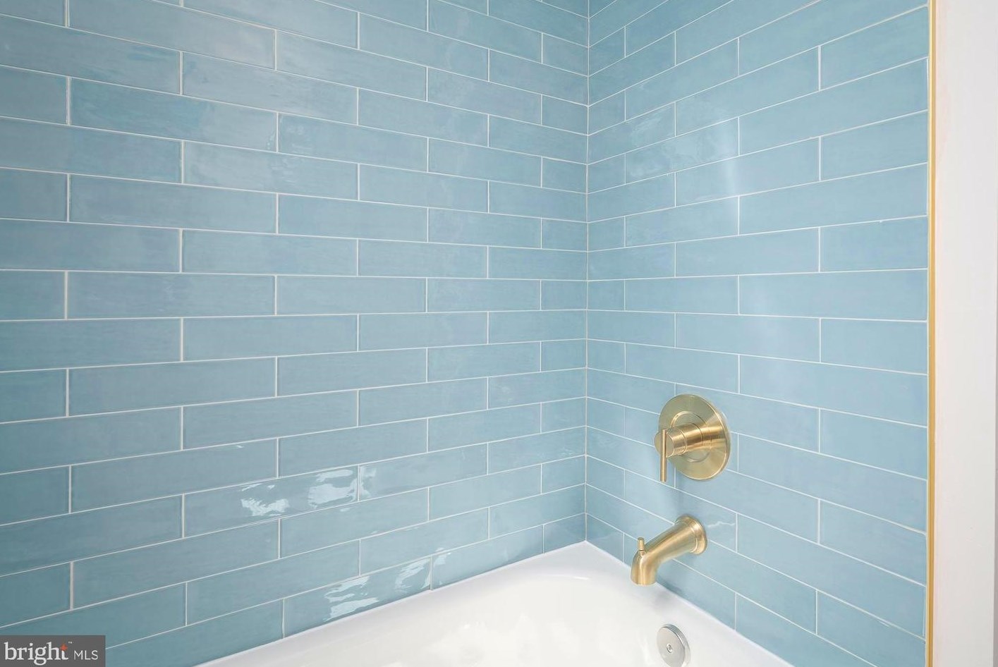 5949 Lillyan Ave, Baltimore MD  21206-2415 exterior