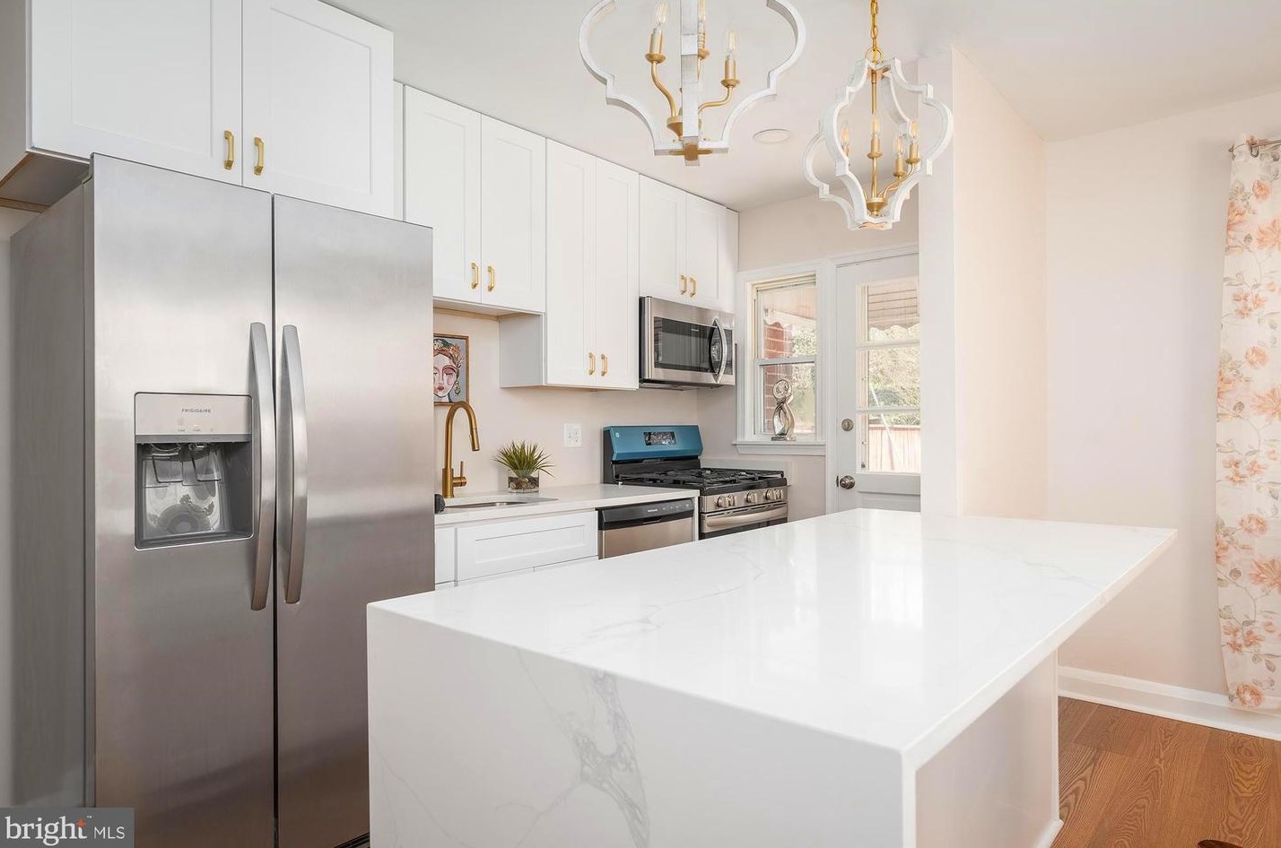 5949 Lillyan Ave, Baltimore MD  21206-2415 exterior