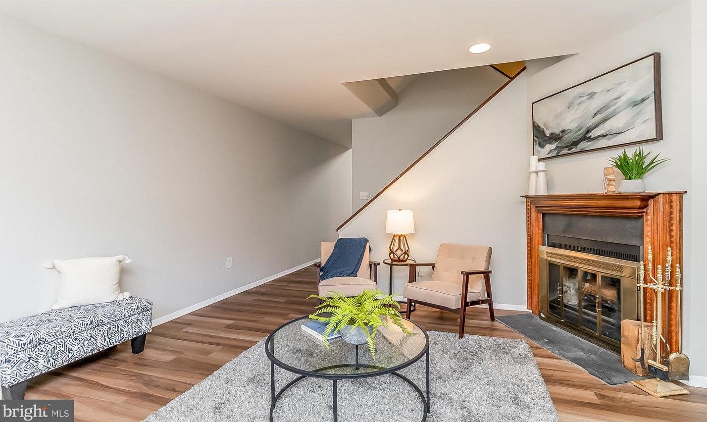 933 Stubblefield Ln, Baltimore MD  21202-3757 exterior