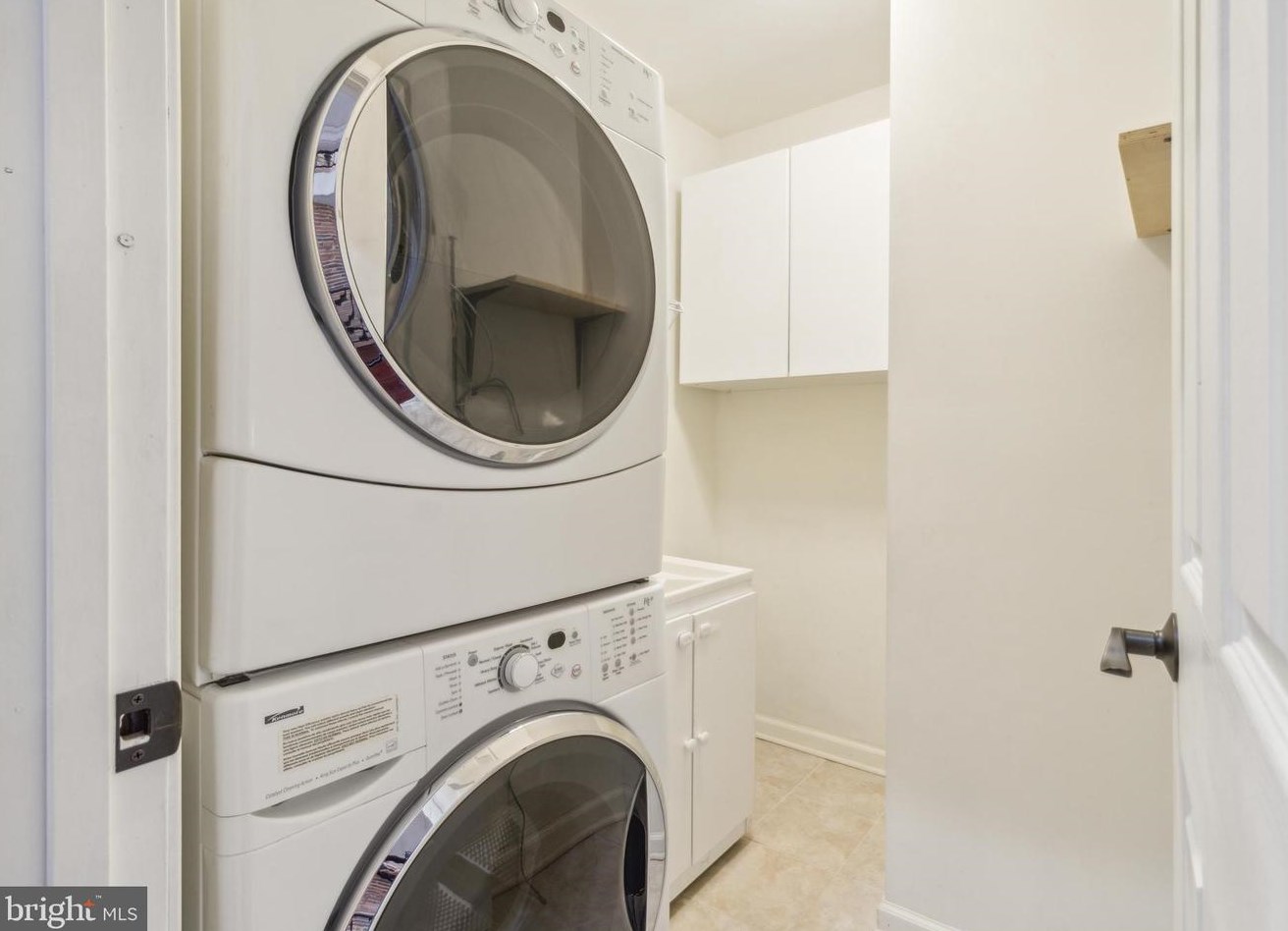 1814 Barclay St, Baltimore MD  21202-2922 exterior