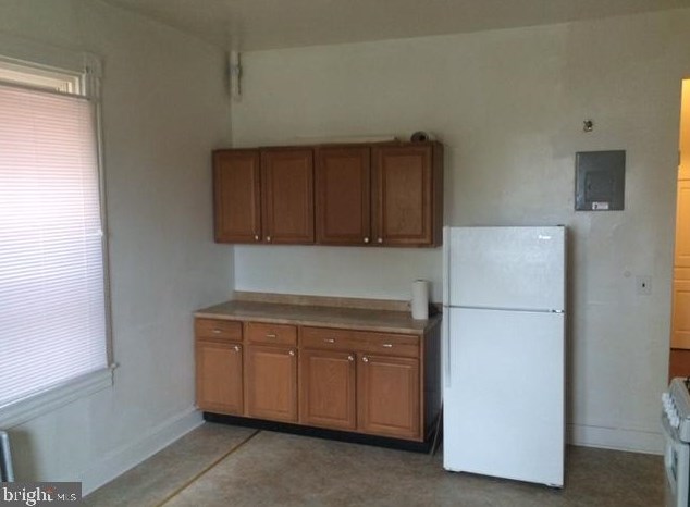 2205 Brookfield Ave, Baltimore MD 21217-4618 exterior