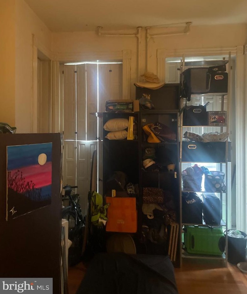 2205 Brookfield Ave, Baltimore MD 21217-4618 exterior