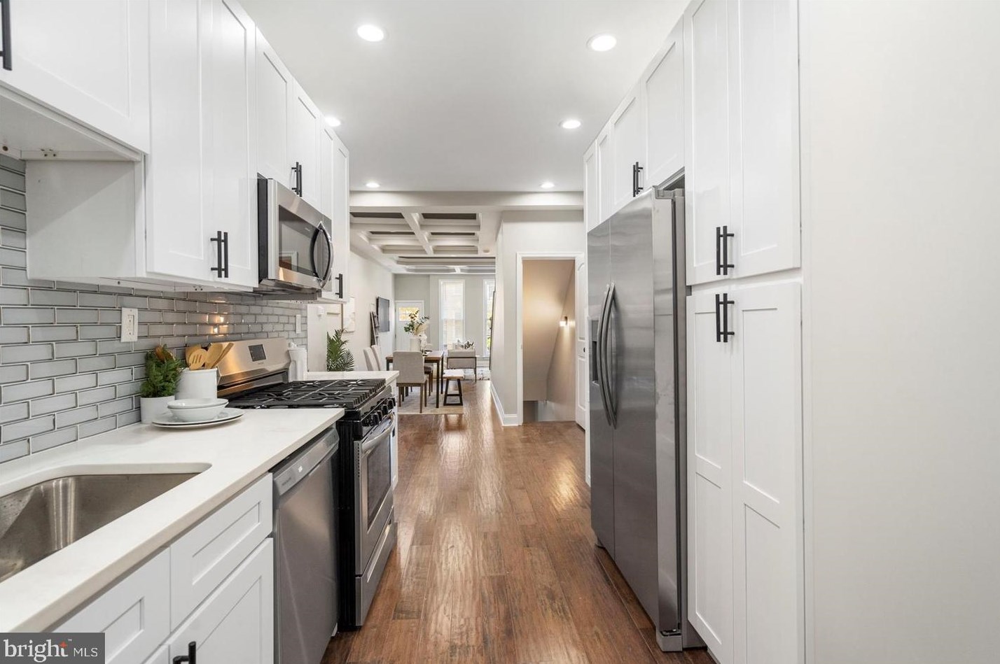 1906 Barclay St, Baltimore MD  21218-6128 exterior