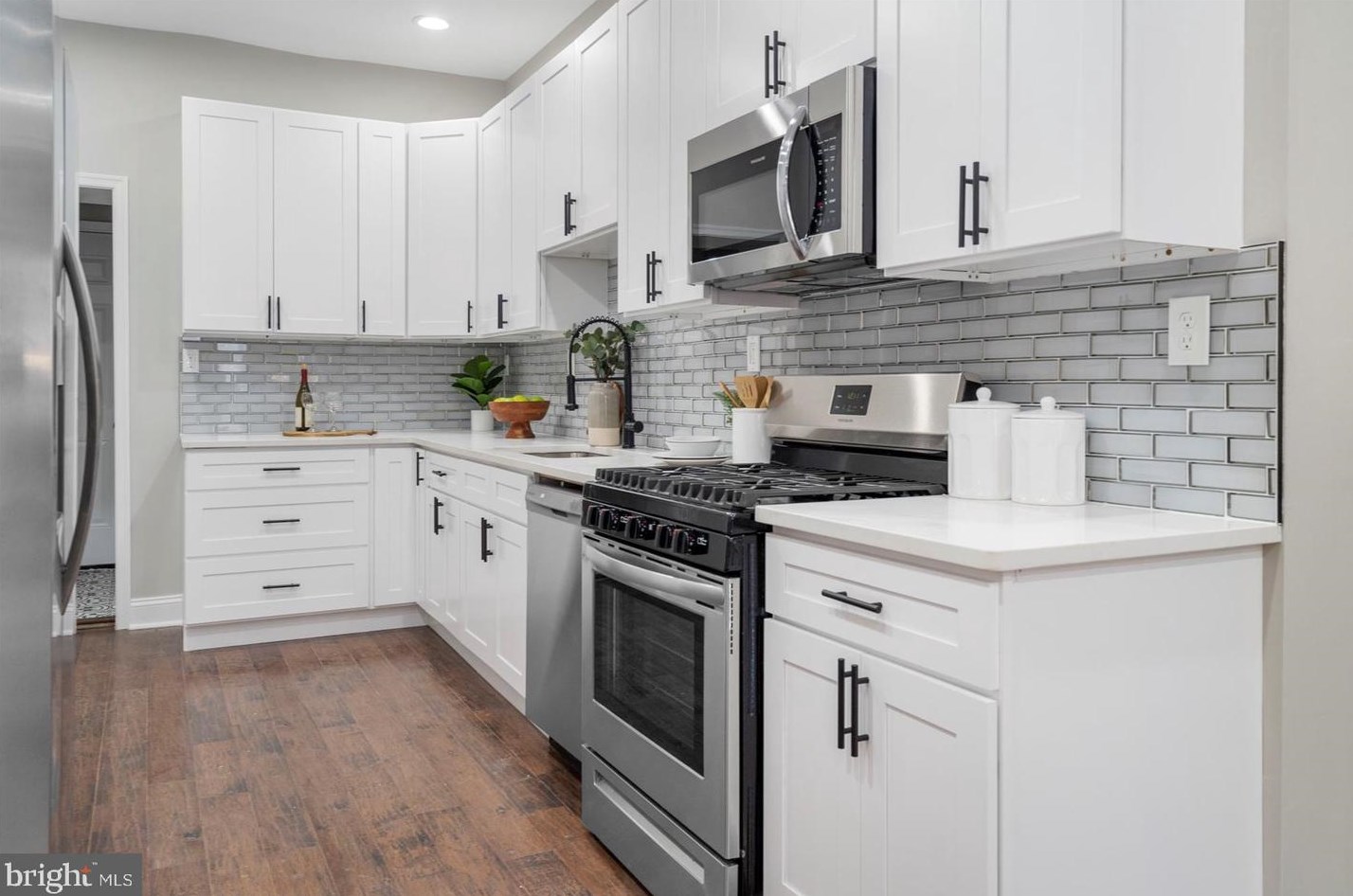 1906 Barclay St, Baltimore MD  21218-6128 exterior