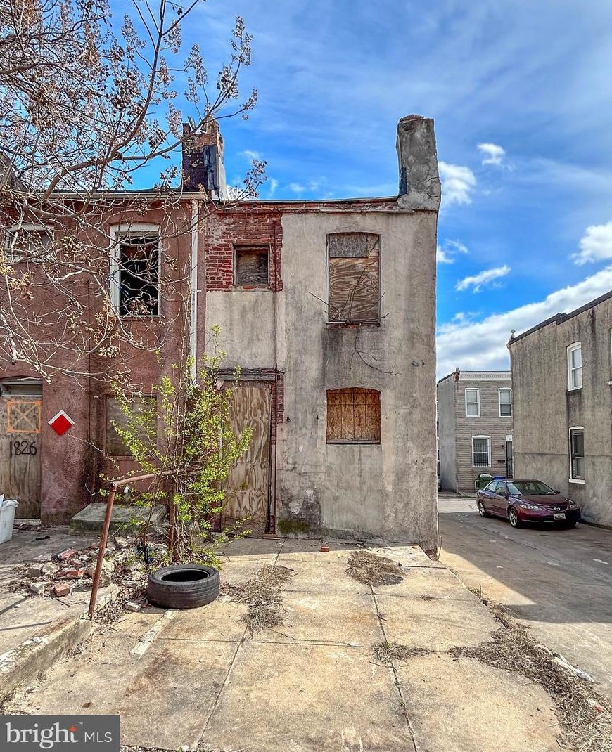 1824 Chapel St, Baltimore MD  21213-2444 exterior
