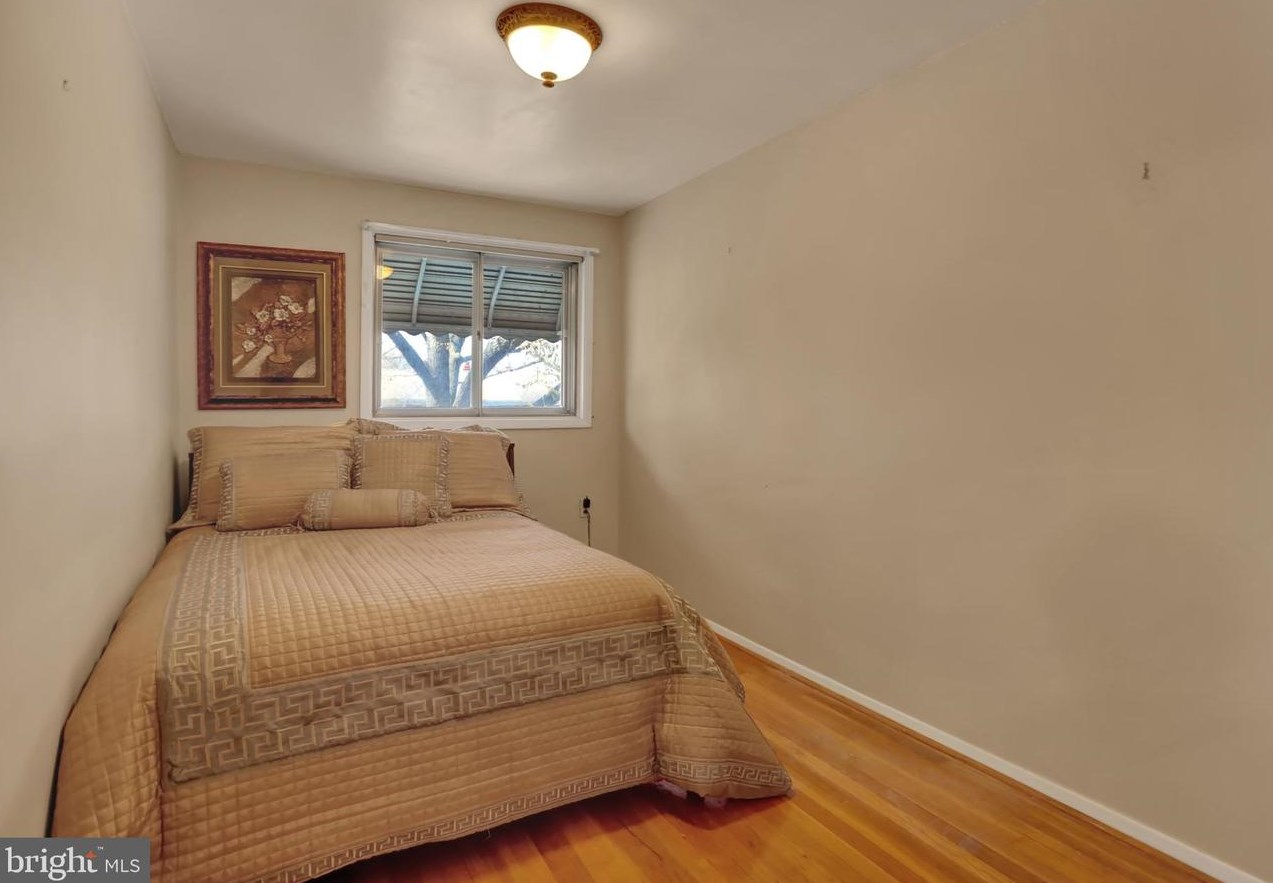 2107 Braddish Ave, Baltimore MD  21216-2914 exterior