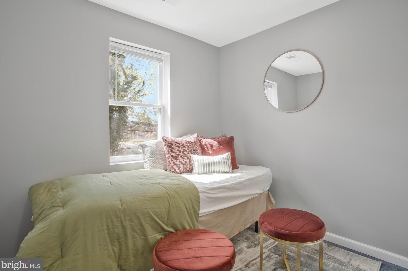 4439 Pen Lucy Rd, Baltimore MD 21229-2842 exterior