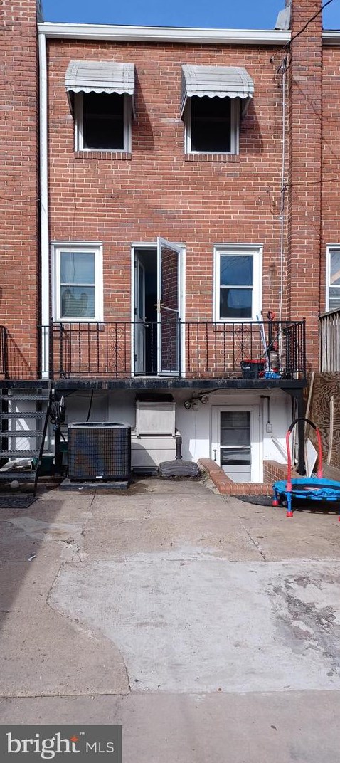 333 Gusryan St, Baltimore MD  21224-2804 exterior