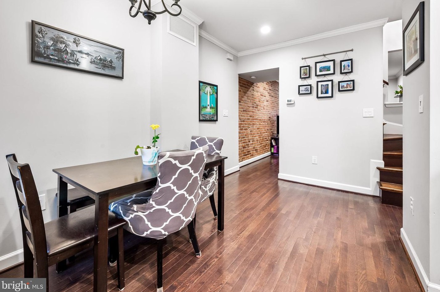 617 33 St, Baltimore MD 21211-2710 exterior