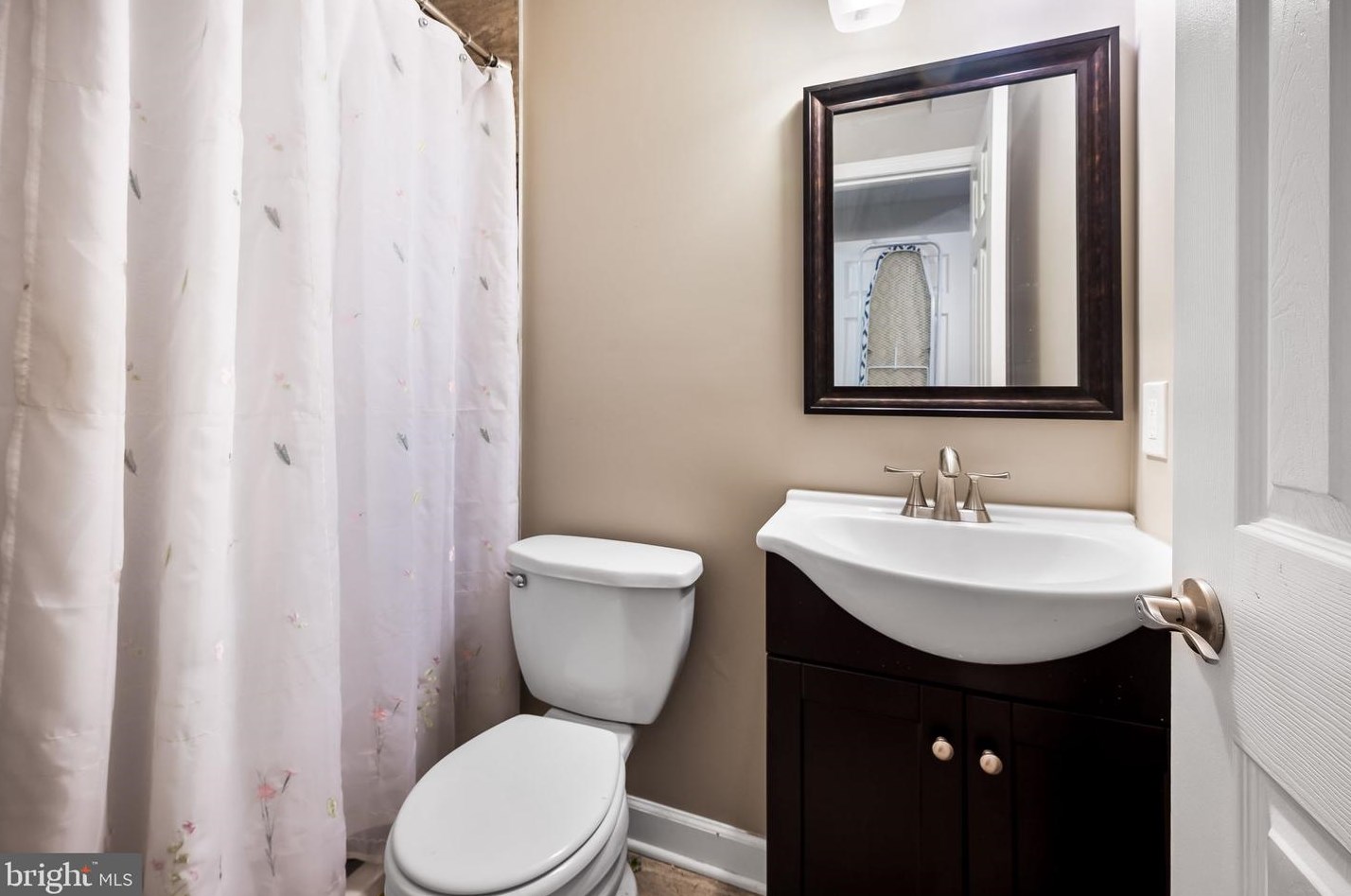 617 33 St, Baltimore MD 21211-2710 exterior