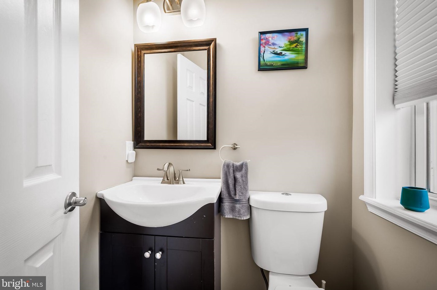 617 33 St, Baltimore MD 21211-2710 exterior