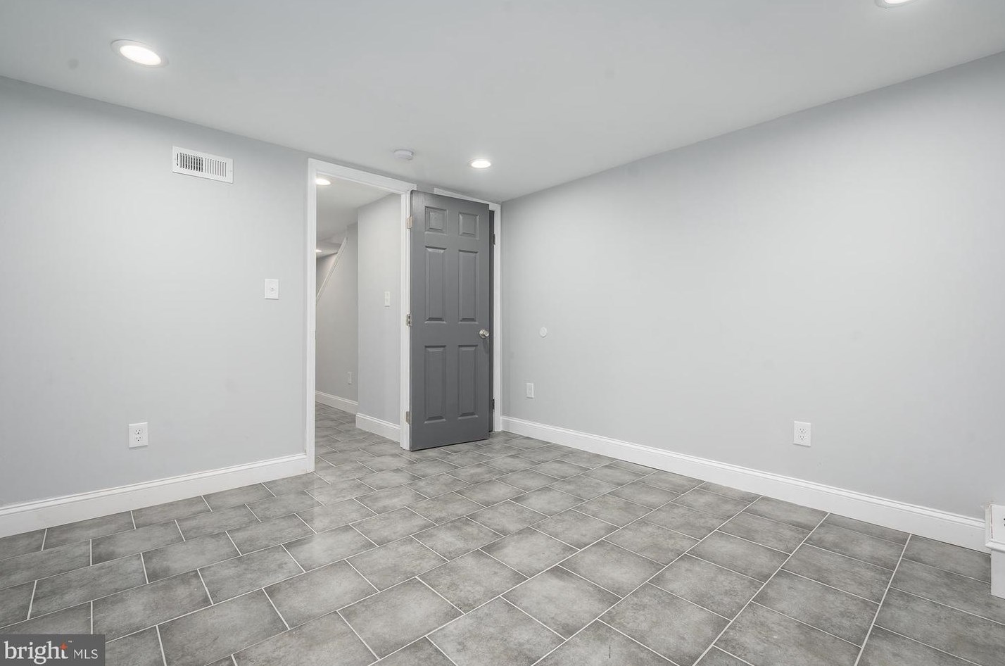 223 Linwood Ave, Baltimore MD  21224-1213 exterior