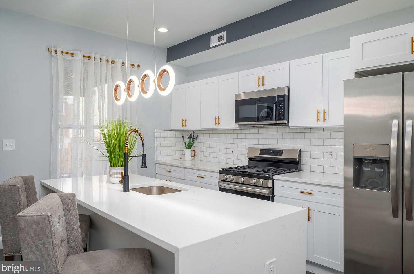 223 Linwood Ave, Baltimore MD  21224-1213 exterior