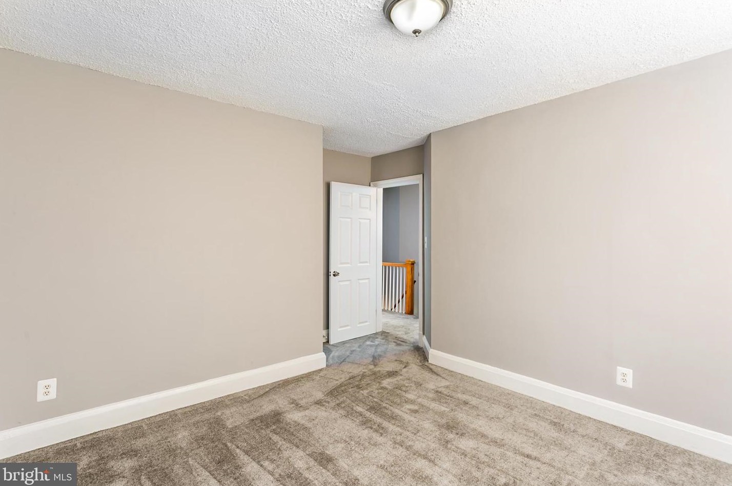 5512 Frederick Ave, Baltimore MD  21228-2103 exterior