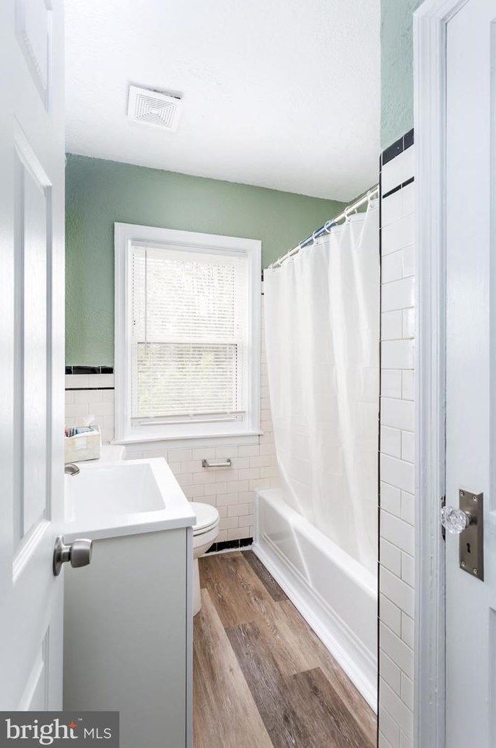 5512 Frederick Ave, Baltimore MD  21228-2103 exterior