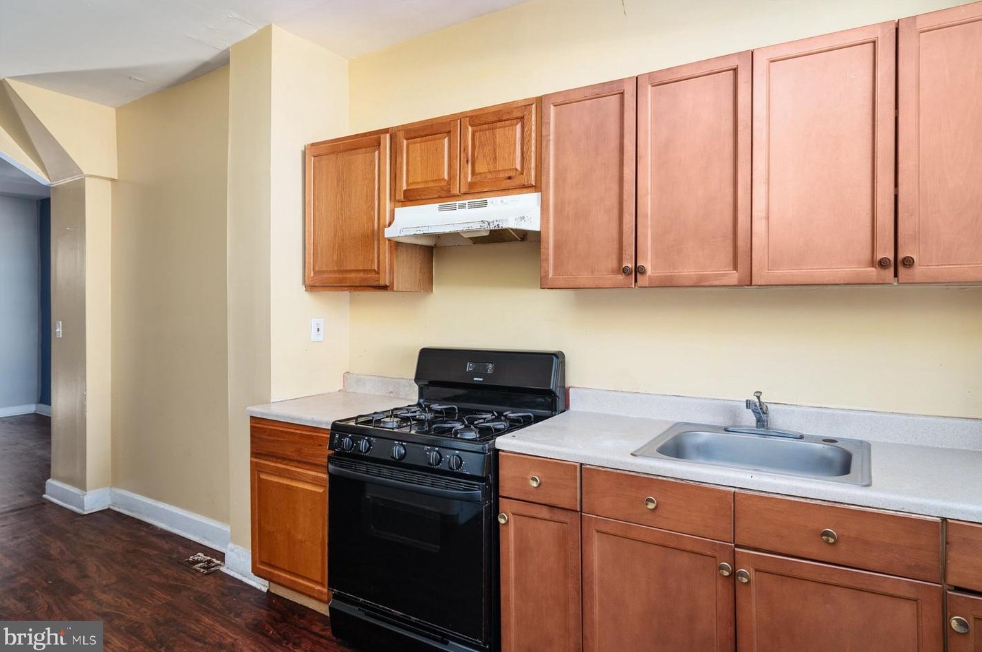 435 Milton Ave, Baltimore MD  21224-1014 exterior