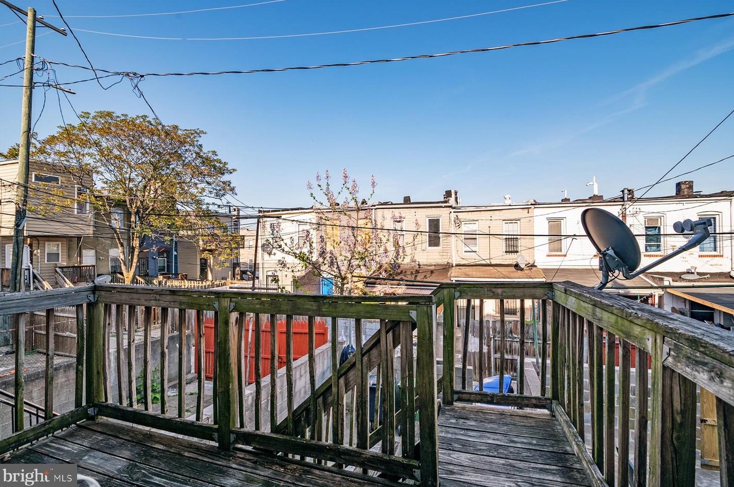 435 Milton Ave, Baltimore MD  21224-1014 exterior