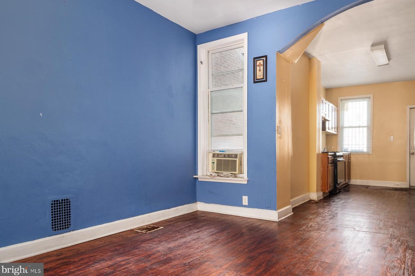 435 Milton Ave, Baltimore MD  21224-1014 exterior