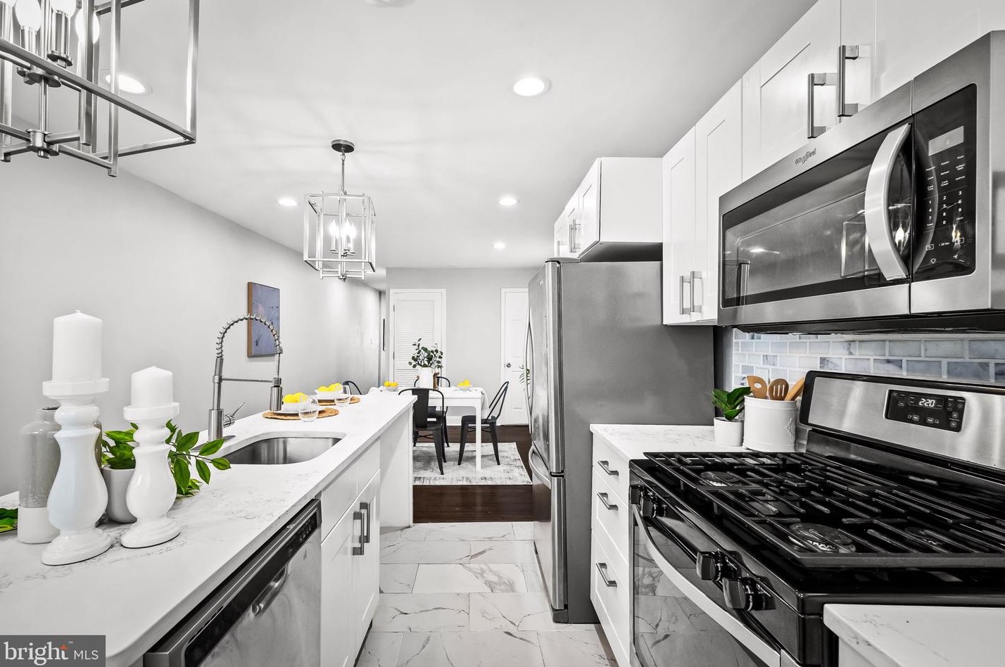 1927 Guilford Ave, Baltimore MD  21218-6139 exterior