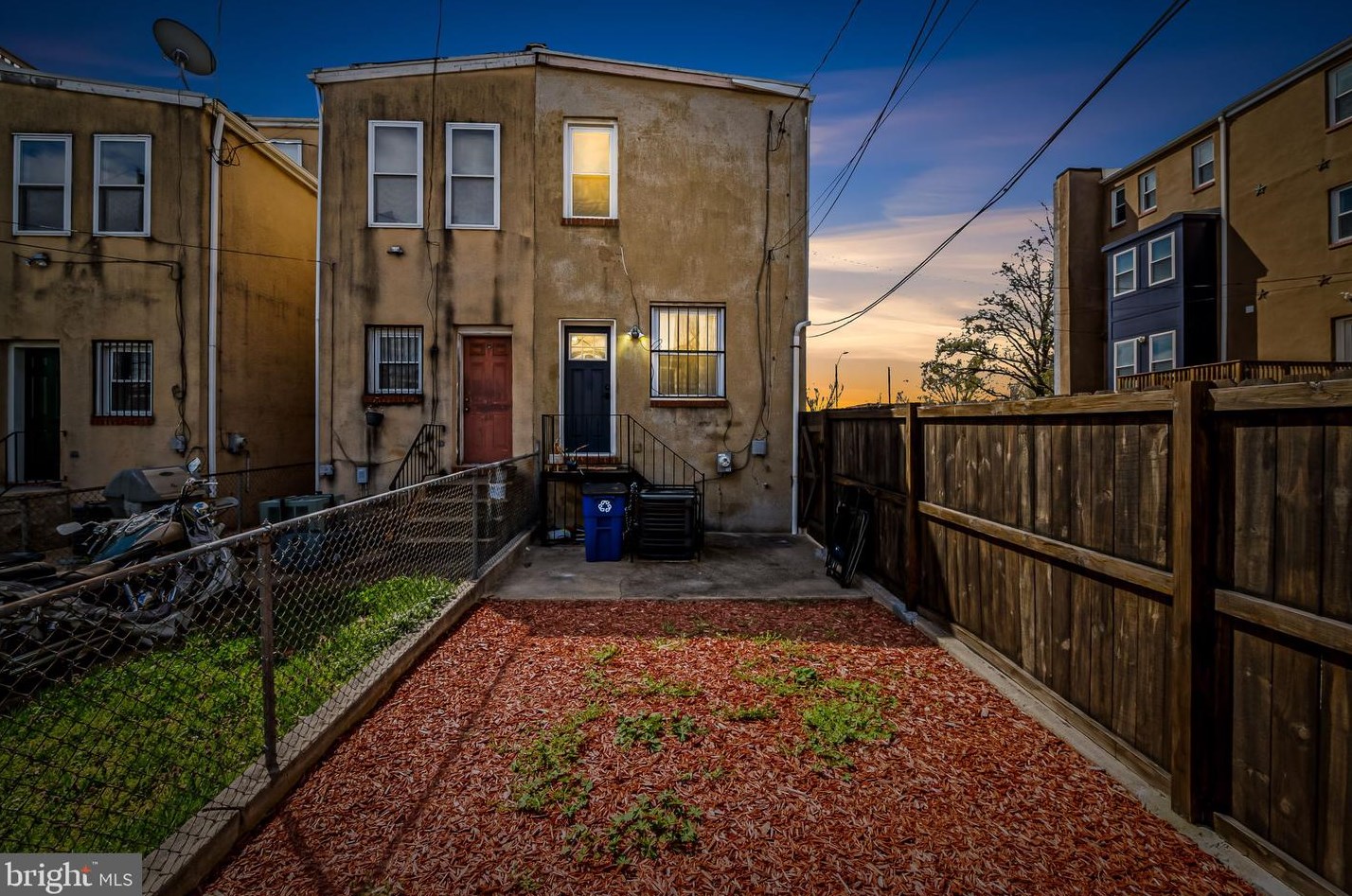 1927 Guilford Ave, Baltimore MD  21218-6139 exterior