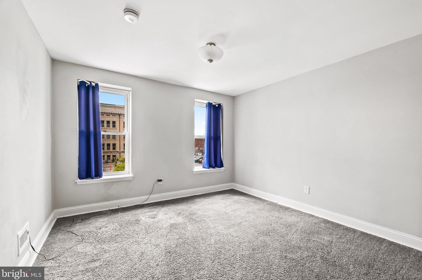1927 Guilford Ave, Baltimore MD  21218-6139 exterior