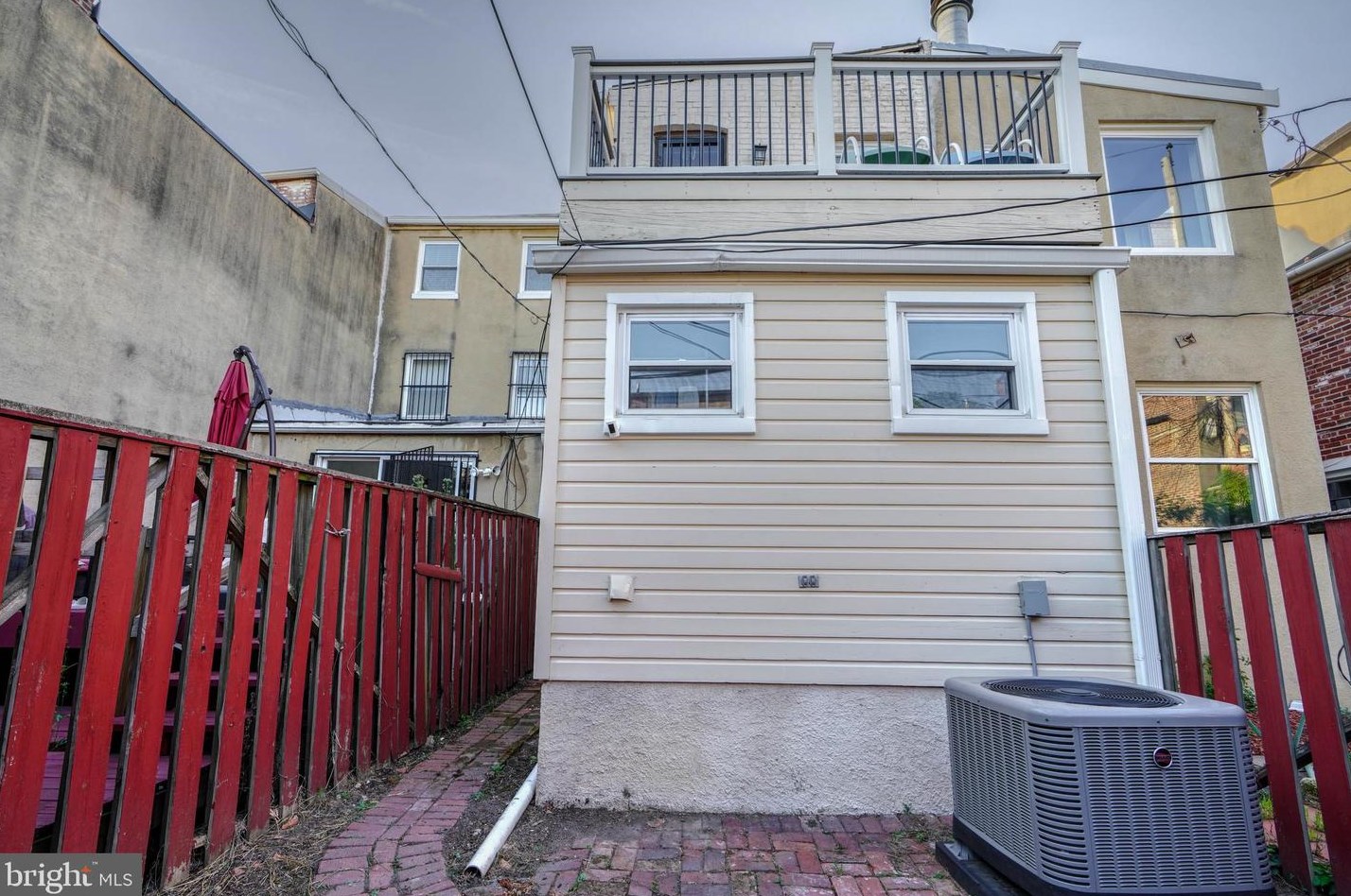 639 Portland St, Baltimore MD  21230-2213 exterior