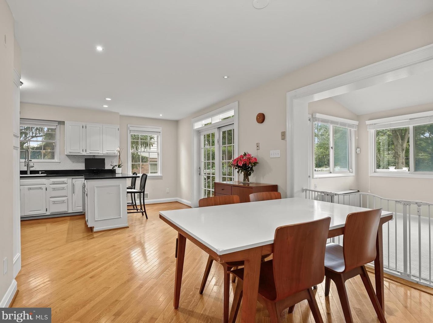 117 Lk Ave, Baltimore MD 21212-2431 exterior