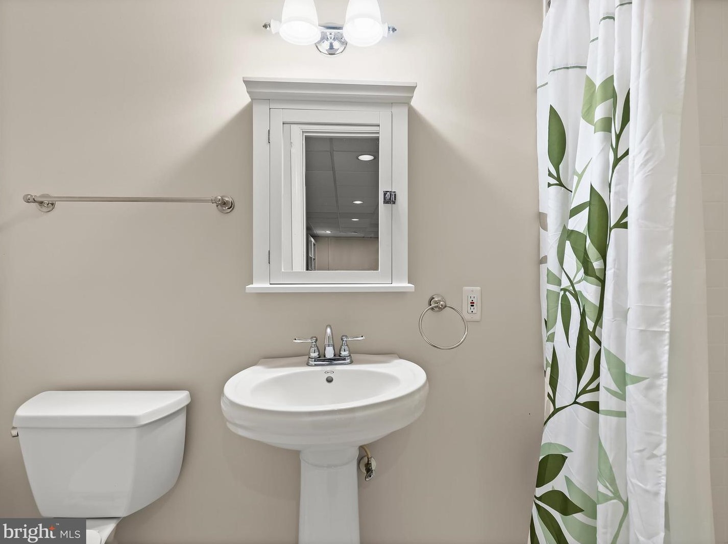 117 Lk Ave, Baltimore MD 21212-2431 exterior