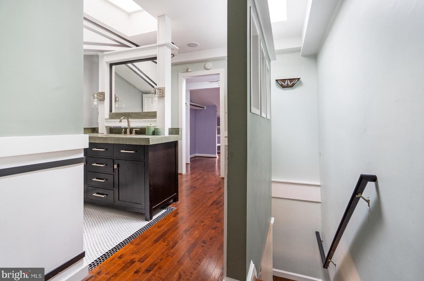 902 Harden Ct, Baltimore MD 21230-4014 exterior