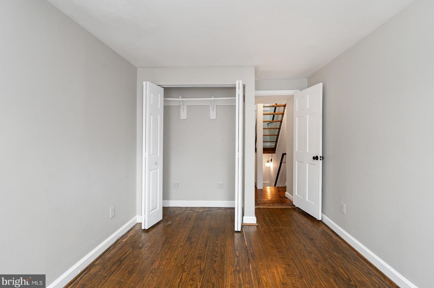 902 Harden Ct, Baltimore MD 21230-4014 exterior