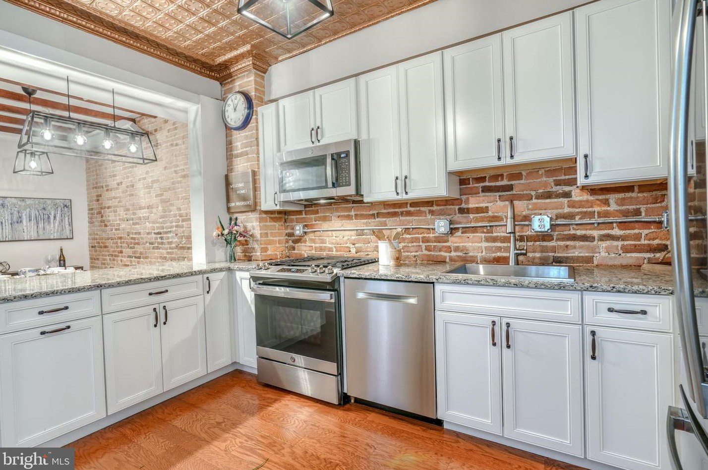 1288 Riverside Ave, Baltimore MD  21230-6317 exterior