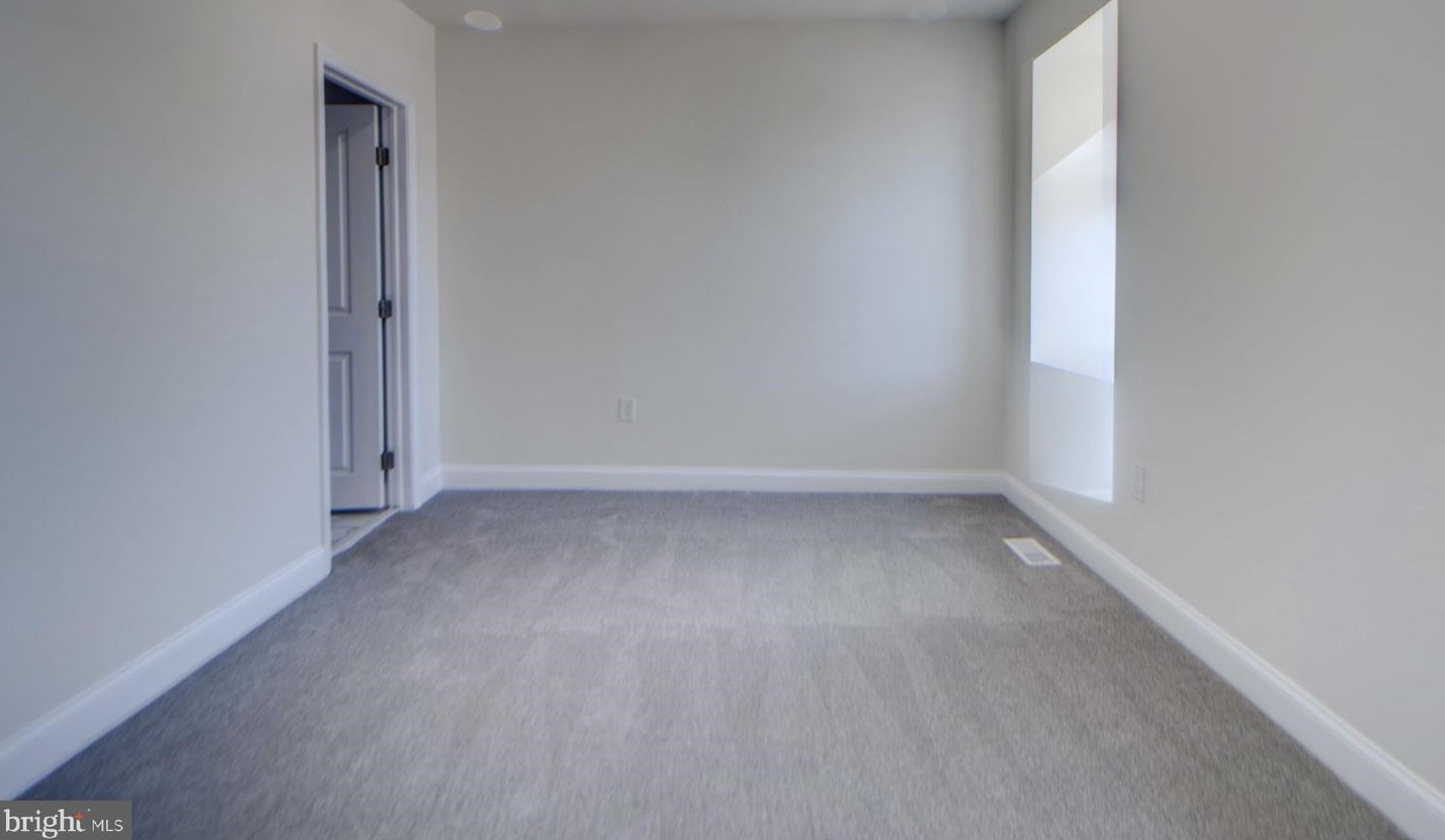 3613 Liberty Heights Ave, Baltimore MD 21215-7805 exterior