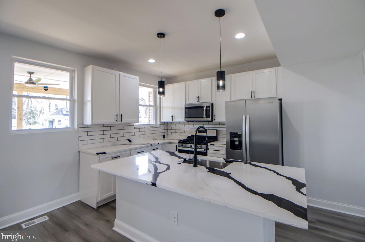 3613 Liberty Heights Ave, Baltimore MD 21215-7805 exterior