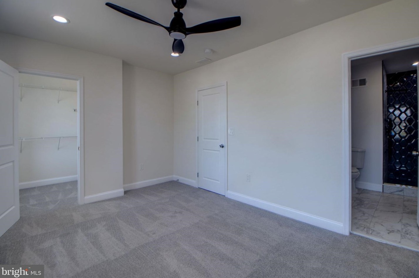 3613 Liberty Heights Ave, Baltimore MD 21215-7805 exterior