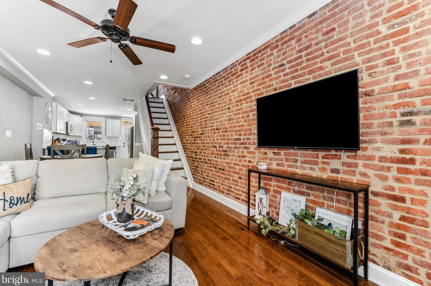 149 Robinson St, Baltimore MD  21224-2257 exterior