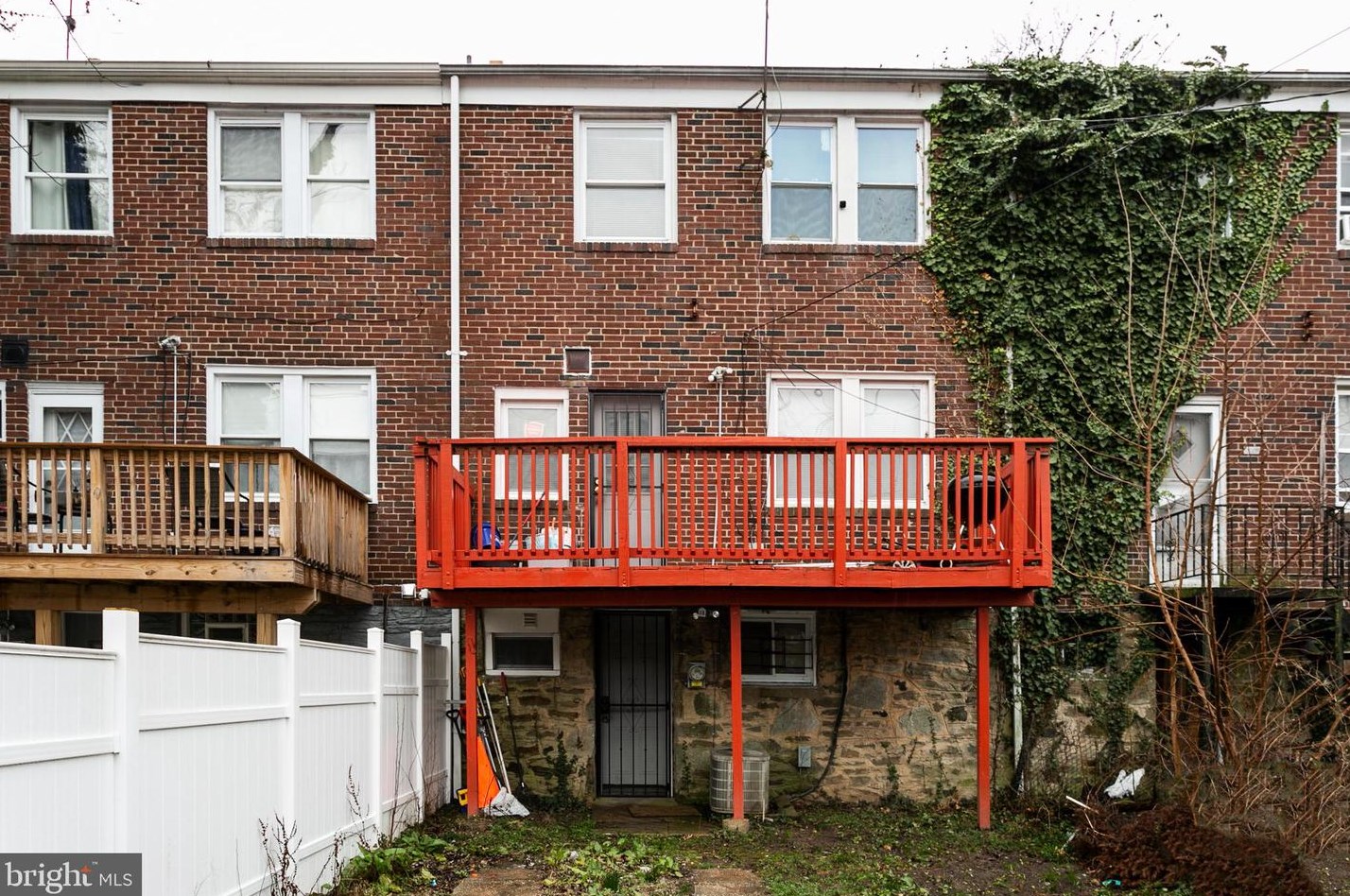 1642 Kingsway Rd, Baltimore MD  21220-4924 exterior